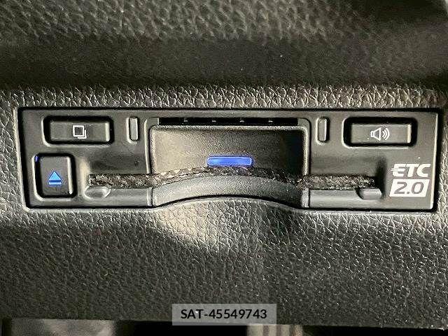 Toyota SIENTA 2024-03 8146687-9