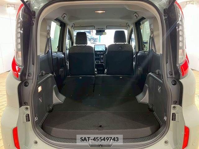 Toyota SIENTA 2024-03 8146687-12
