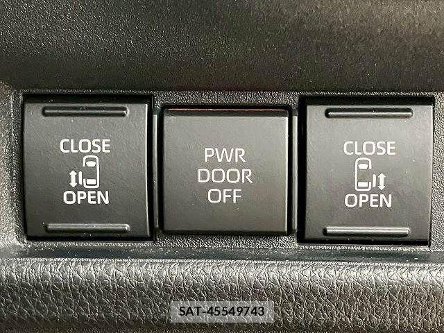 Toyota SIENTA 2024-03 8146687-4