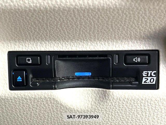 Toyota SIENTA 2023-05 8159227-7