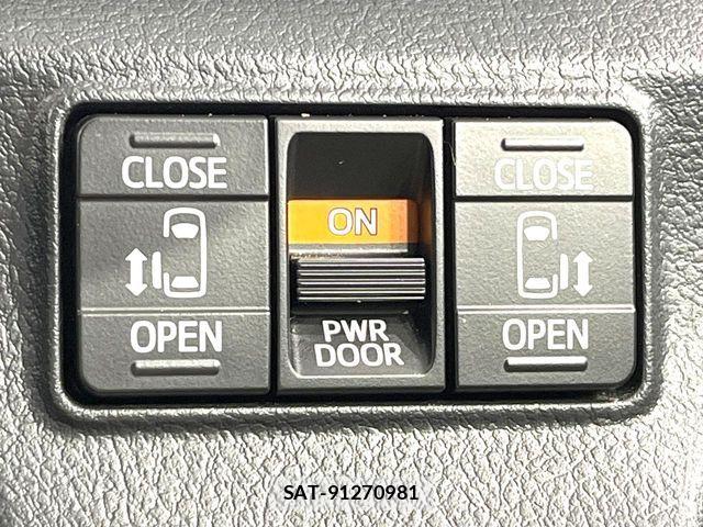 Toyota SIENTA 2015-11 8159234-4