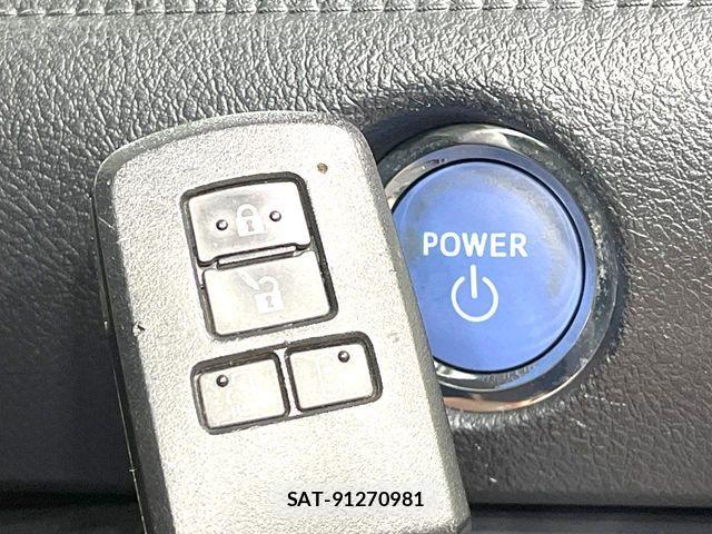 Toyota SIENTA 2015-11 8159234-7