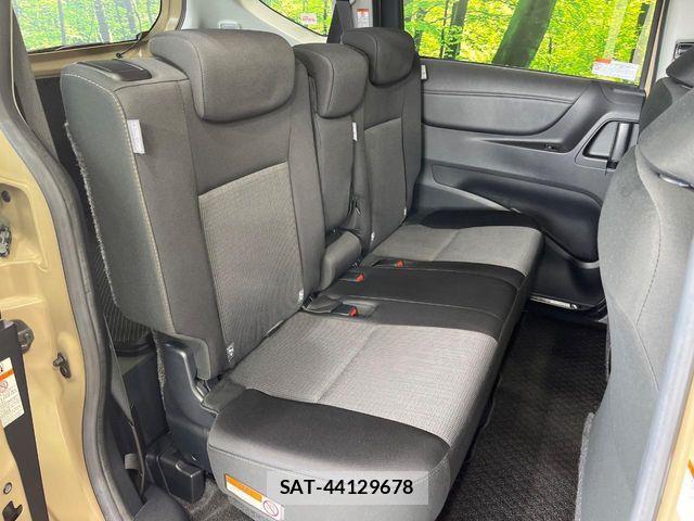 Toyota SIENTA 2020-06 8159228-8