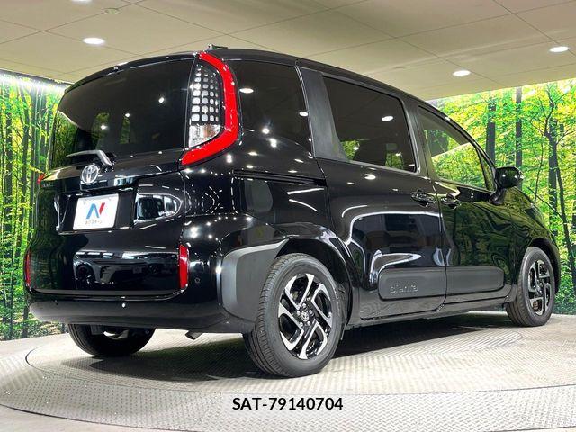 Toyota SIENTA 2024-08 8210187-16