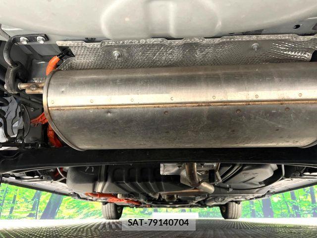 Toyota SIENTA 2024-08 8210187-18