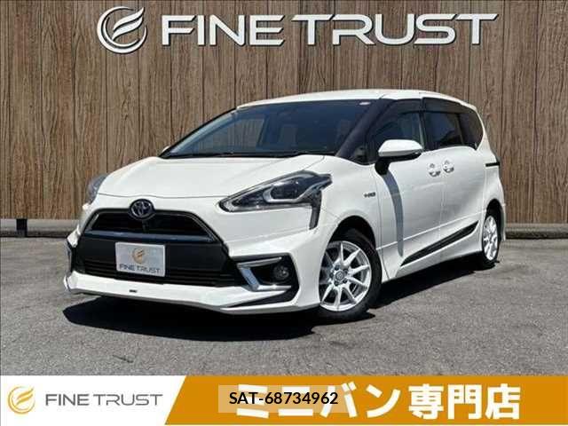 Toyota SIENTA 2018-08 8210204-0