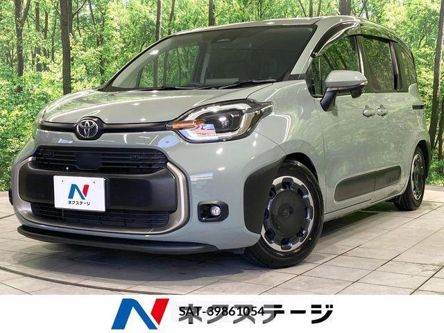 Toyota SIENTA 2023-08 8210196-0