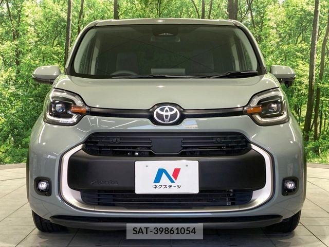 Toyota SIENTA 2023-08 8210196-14