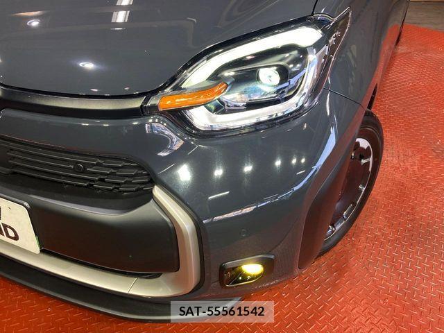 Toyota SIENTA 2023-06 8210189-11