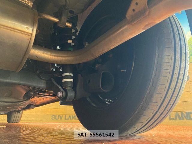 Toyota SIENTA 2023-06 8210189-19