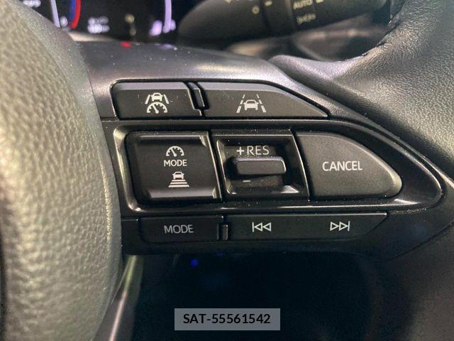 Toyota SIENTA 2023-06 8210189-4