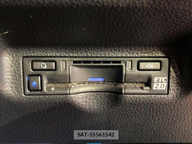 Toyota SIENTA 2023-06 8210189-5