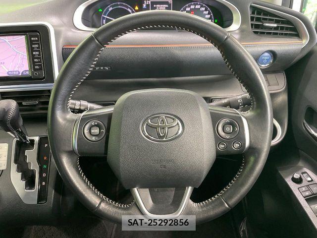 Toyota SIENTA 2017-08 8210199-10