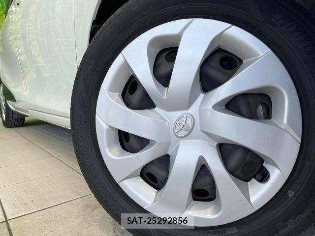 Toyota SIENTA 2017-08 8210199-12