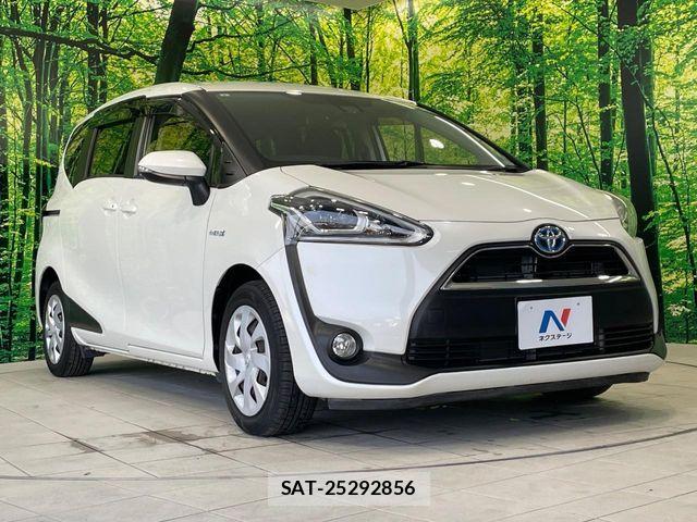 Toyota SIENTA 2017-08 8210199-15