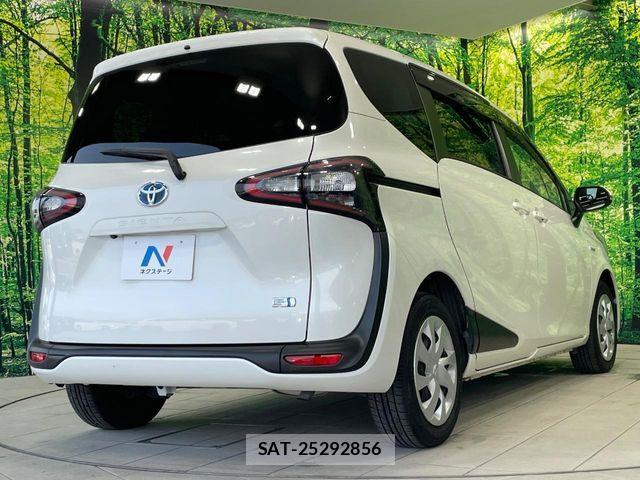 Toyota SIENTA 2017-08 8210199-16