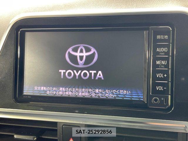 Toyota SIENTA 2017-08 8210199-2