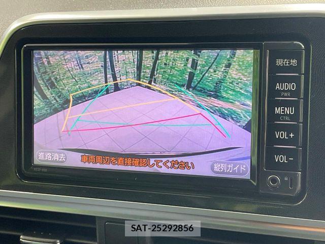 Toyota SIENTA 2017-08 8210199-3