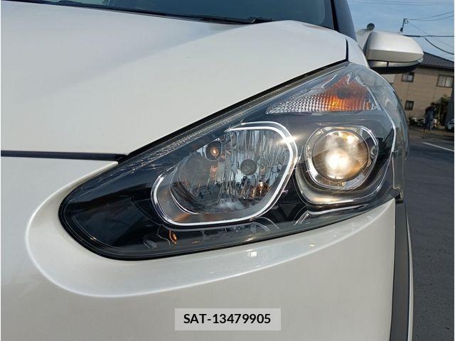 Toyota SIENTA 2017-01 8210205-19