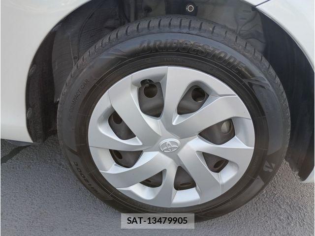 Toyota SIENTA 2017-01 8210205-22