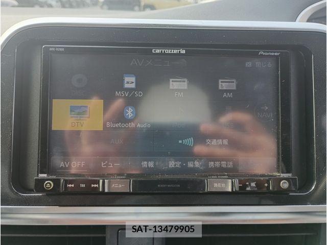 Toyota SIENTA 2017-01 8210205-5