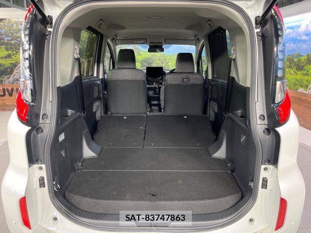 Toyota SIENTA 2025-02 8210186-10