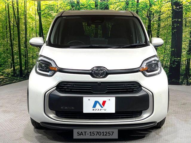 Toyota SIENTA 2022-12 8210195-13