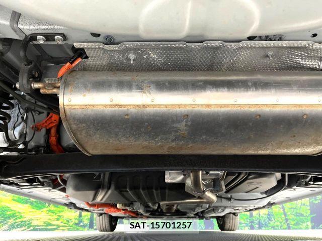 Toyota SIENTA 2022-12 8210195-18