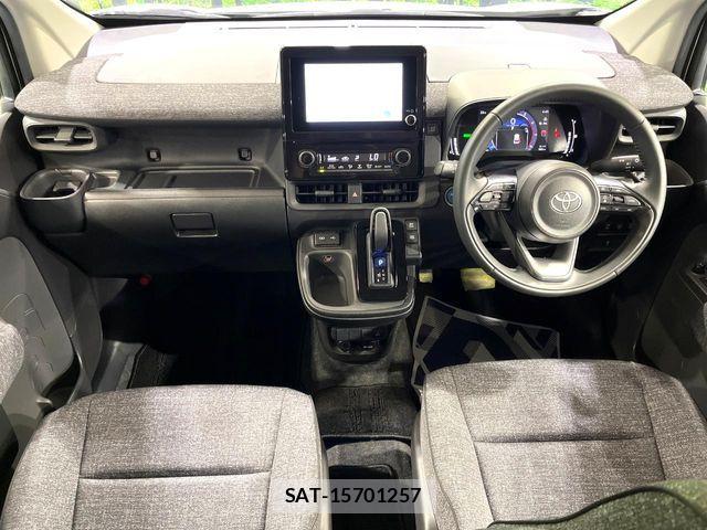 Toyota SIENTA 2022-12 8210195-1