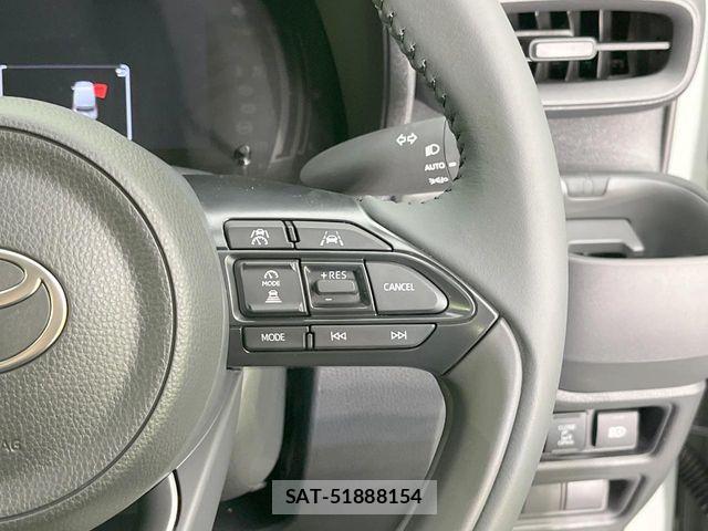 Toyota SIENTA 2026-06 8210182-6