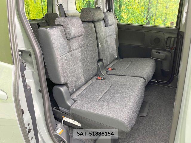 Toyota SIENTA 2026-06 8210182-8