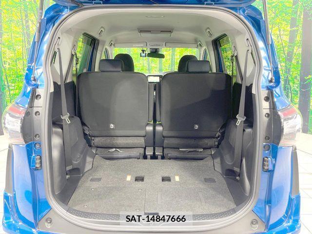 Toyota SIENTA 2016-12 8210213-10