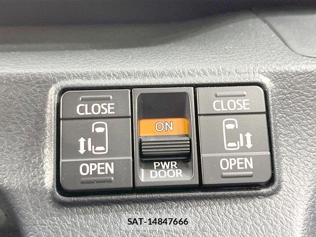 Toyota SIENTA 2016-12 8210213-6