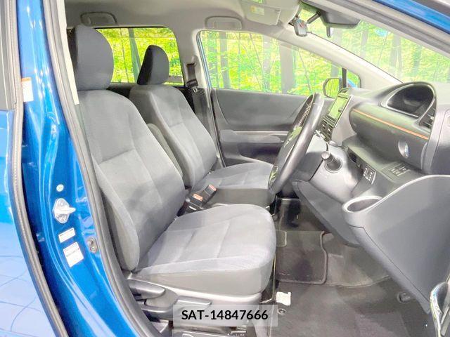 Toyota SIENTA 2016-12 8210213-7