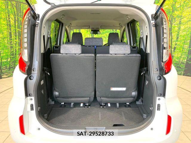 Toyota SIENTA 2026-04 8210183-11