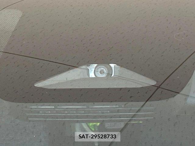 Toyota SIENTA 2026-04 8210183-5