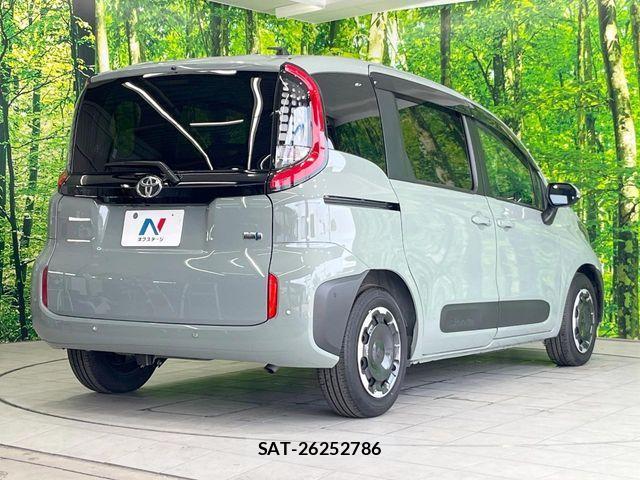 Toyota SIENTA 2024-03 8210193-16