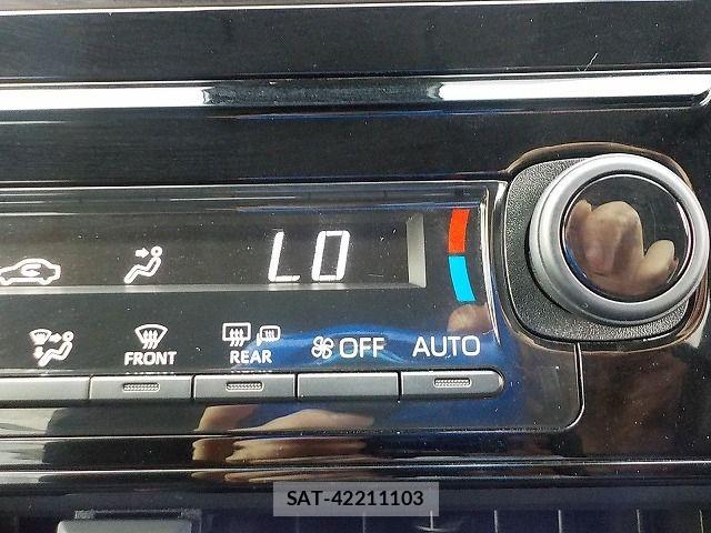 Toyota SIENTA 2023-07 8210200-14