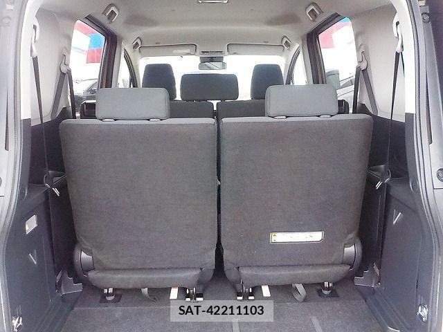 Toyota SIENTA 2023-07 8210200-21