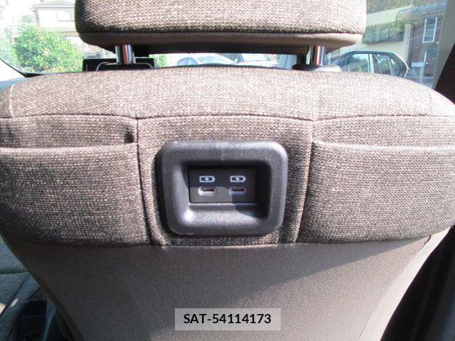 Toyota SIENTA 2023-01 8210194-15