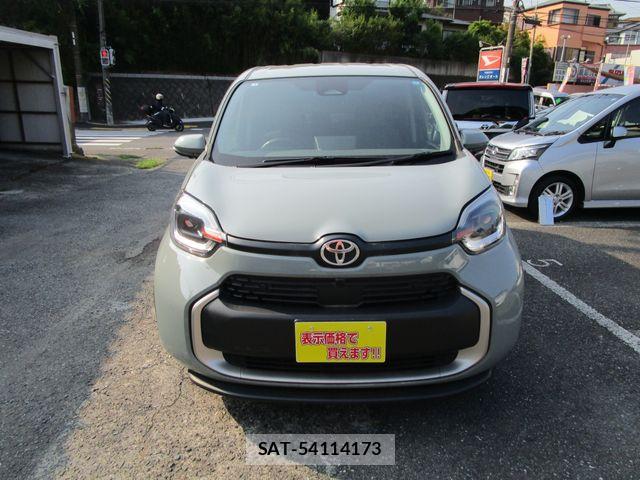 Toyota SIENTA 2023-01 8210194-8