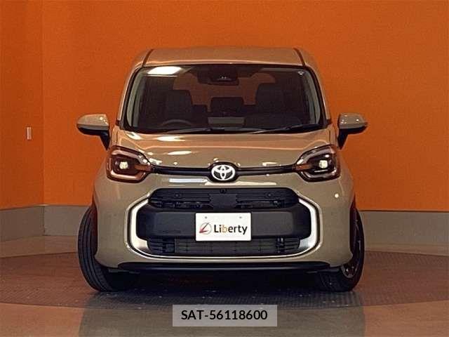 Toyota SIENTA 2026-05 8210181-11