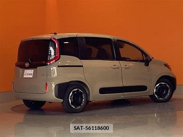 Toyota SIENTA 2026-05 8210181-14