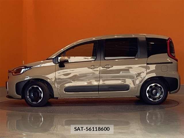 Toyota SIENTA 2026-05 8210181-17