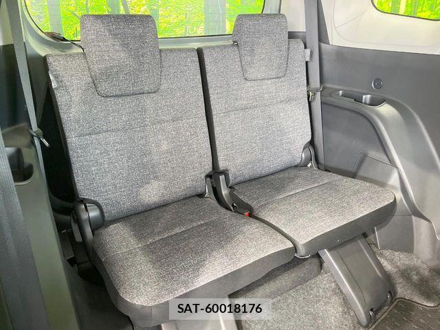Toyota SIENTA 2023-05 8210188-9