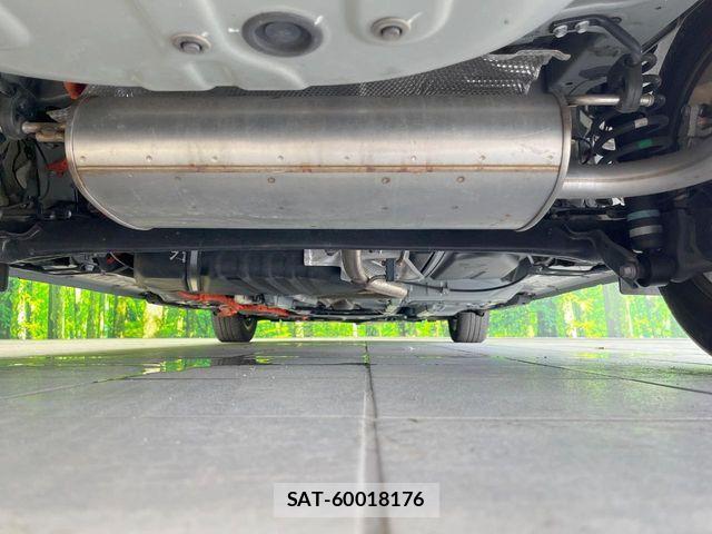 Toyota SIENTA 2023-05 8210188-18
