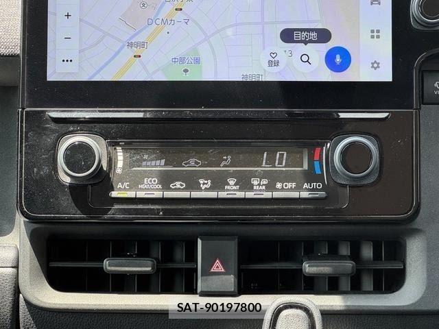 Toyota SIENTA 2022-09 8210197-19