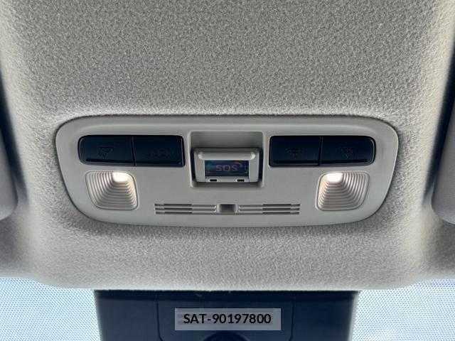 Toyota SIENTA 2022-09 8210197-28