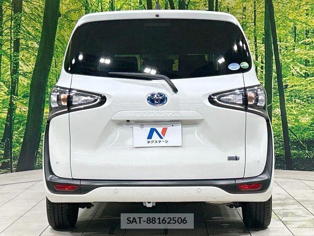 Toyota SIENTA 2018-09 8210198-15