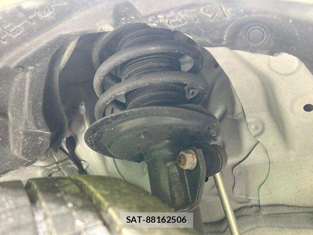 Toyota SIENTA 2018-09 8210198-19
